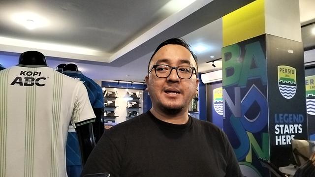 Persib Bandung, Adhi Pratama