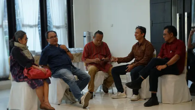 Forum Warga Negara untuk kali kedua menggelar diskusi publik. Berlangsung pada Kamis sore 4 September 2025 di Jakarta, diskusi mengusung tajuk 'Indonesiaku: Apa Kata Dunia!'.