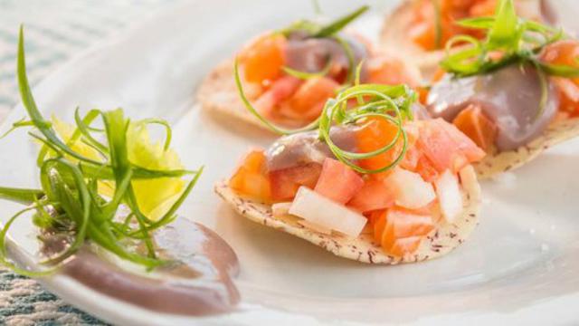 Ikan salmon kaya akan asam lemak omega-3 yang baik untuk kesehatan organ dalam manusia.