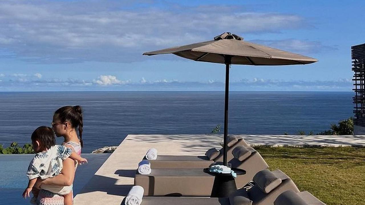 Intip momen Nikita Willy bareng anak dan suami liburan di Bali.