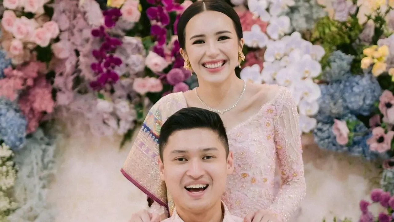 6 Gaya Kasual-Formal Rizky Natakusumah Calon Suami Beby Tsabina yang Ternyata Anggota DPR