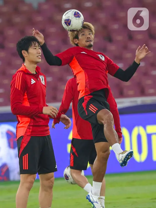 Latihan ini merupakan persiapan menghadapi timnas Indonesia pada laga lanjutan Grup C Kualifikasi Piala Dunia 2026 zona Asia. (Liputan6.com/Angga Yuniar)