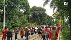 Kamis, (20/4/2017), Massa demonstrasi di depan kantor Kementerian Pertanian mulai membubarkan diri.Namun, dalam perjalanan pulang, kericuhan terjadi
