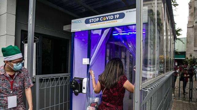 Misa Malam Natal di Gereja Katedral Terapkan Protokol Kesehatan yang Ketat