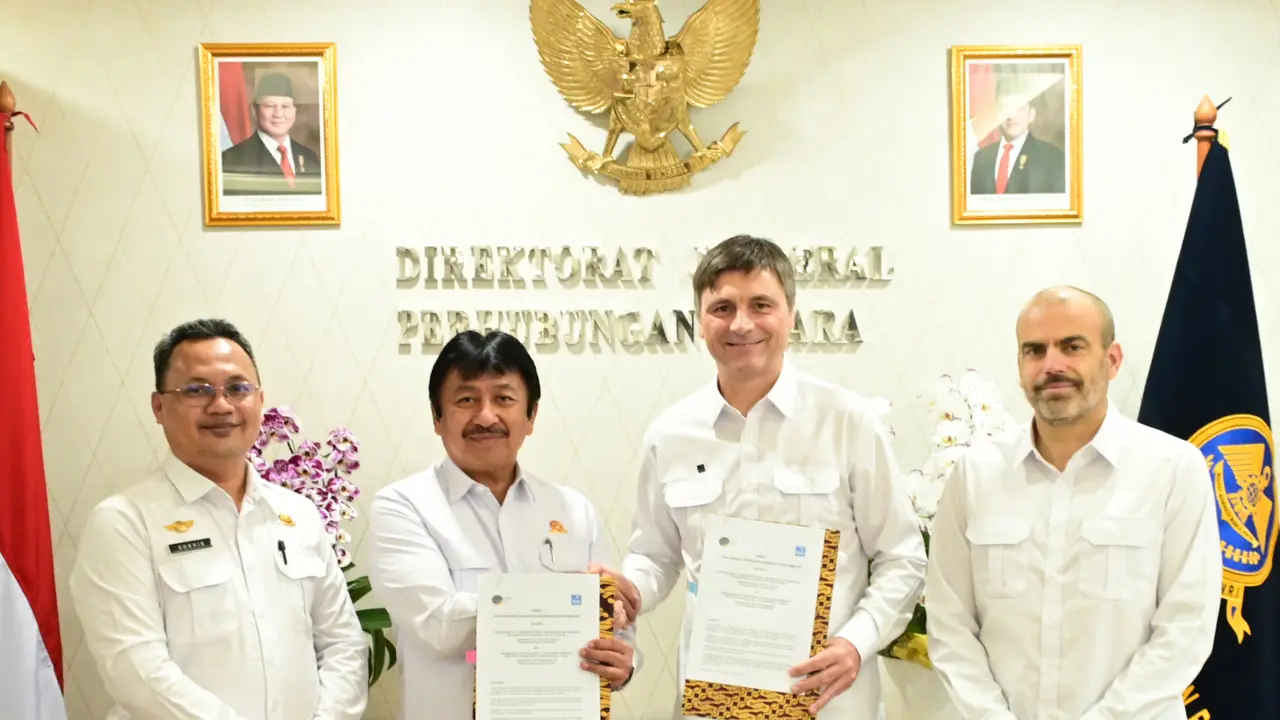 Kementerian Perhubungan (Kemenhub) menandatangani Annex V, kerja sama kerja sama teknis penerbangan sipil dengan Direction Generale de l’Aviation Civile (DGAC), Prancis. (Foto: Kemenhub)