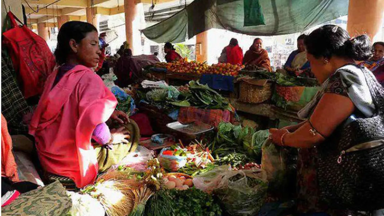 Ima Keithel, Pasar Terbesar di Asia yang Semua Pedagangnya Wanita