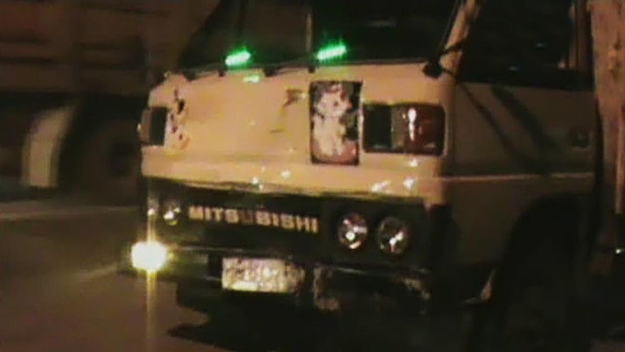 (Lip6mlm) Truk vs Mini Bus