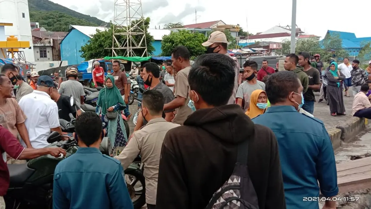 Suasana terkini pascabanjir di Flores Timur pada Minggu (4/4/2021).