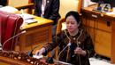 Ketua DPR Puan Maharani bersiap memberikan pidato pada Rapat Paripurna ke-11 Masa Persidangan II Tahun Sidang 2021-2022 di Kompleks Parlemen, Jakarta, Kamis (16/12/2021). 2021-2022. (Liputan6.com/Angga Yuniar)