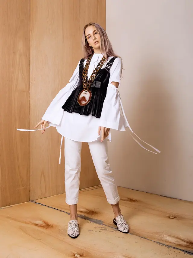 [Bintang] Jeans Putih