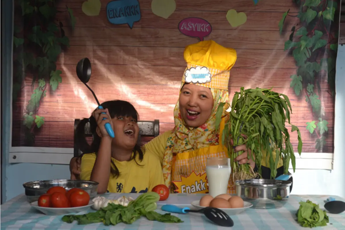di rumah dengan anak