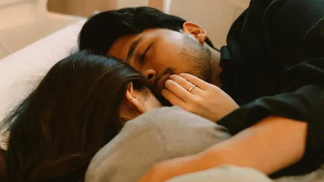 Aaliyah Massaid Melahirkan