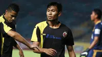 Ichsan Kurniawan, Sriwijaya FC. (Bola.com/Nicklas Hanoatubun)