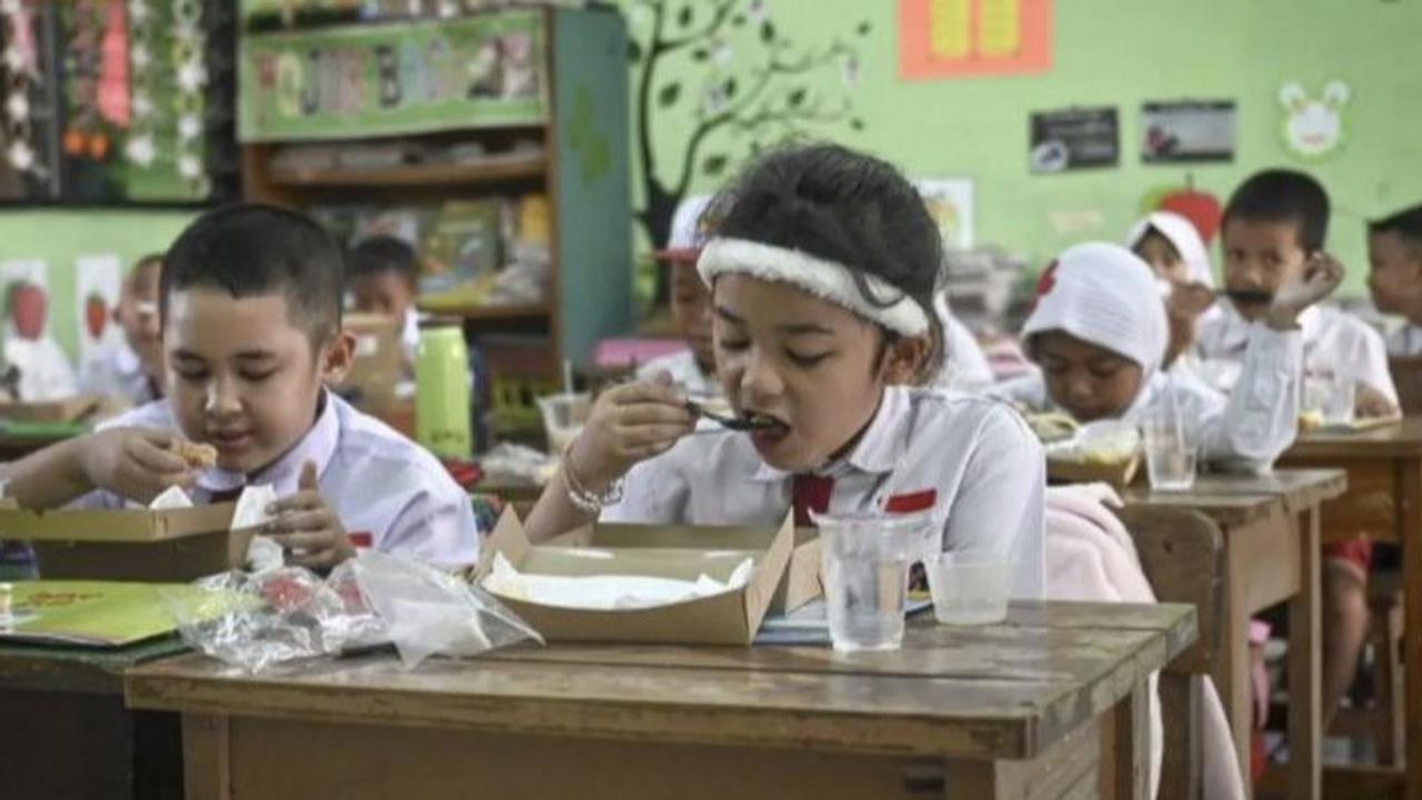 Program Makan Bergizi Gratis Diklaim Bisa Serap 1,5 Juta Tenaga Kerja, Begini Hitungannya