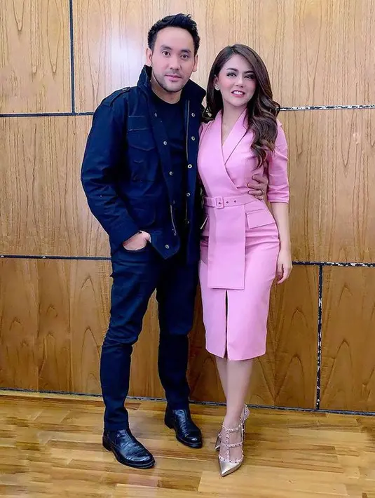 Tak hanya bisnis kuliner, Danu Sofwan juga merupakan penulis buku. Melalui akun Instagram pribadinya, ia kerap mengunggah buku yang ditulisnya dengan judul Madesu. (Foto: Instagram/danu_sofwan)