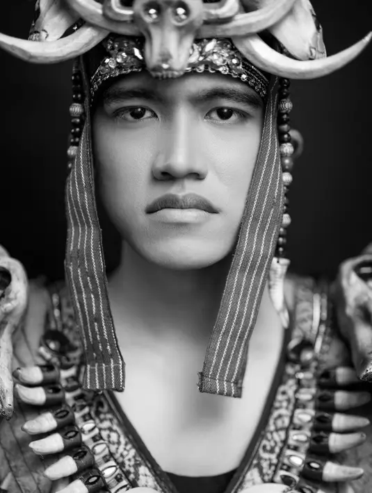 Yang lebih menarik lagi, penampilan Kaesang Pangarep terpilih menjadi salah satu dari 5 Busana Terbaik. Kaesang Pangarep berhasil mendapatkan hadiah sepeda dari Presiden Jokowi di peringatan HUT ke-78 RI. [Foto: Instagram/erinagudono]