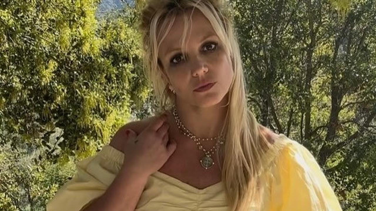 Deretan Kontroversi Britney Spears yang Resmi Menikahi Diri Sendiri