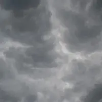 Puting beliung Jogya: Supaya lebih berhati-hati, yuk, ketahui kemunculan puting beliung di musim pancaroba. (Foto: Liputan6.com/Muhamad Ridlo)