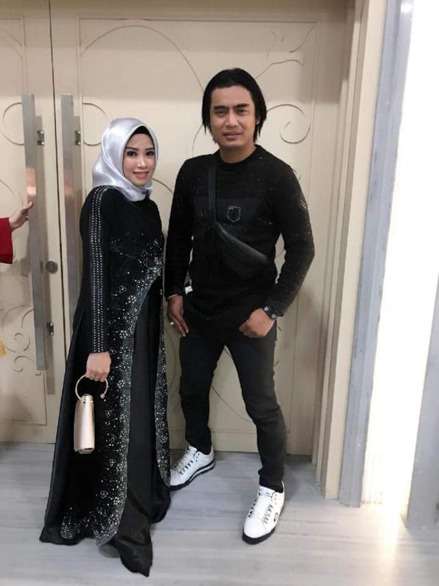 Charly Van Houten Kesal Nama Aslinya Diplesetkan Tidak ...