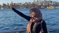 Oklin Fia menjawab soal gaya hijabnya yang dinilai sebagai jilbab boobs oleh warganet. (Dok: Instagram)