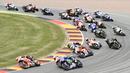 Persaingan ketat terjadi sejak start. (AP Photo/Jens Meyer)