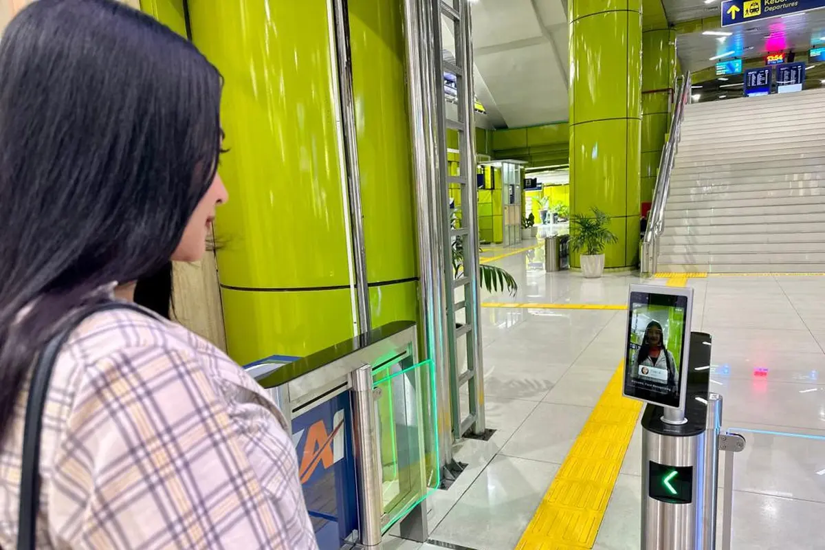 Mulai 1 September 2023, Gate Selatan Stasiun Gambir khusus melayani Boarding Face Recognition. Untuk boarding manual akan dilayani di Gate Utara Stasiun Gambir. Dok KAI