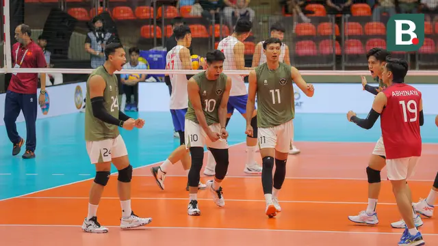 Foto: Laga Sengit Timnas Voli Indonesia Melawan Vietnam di SEA Games 2025, Indonesia Menang Comeback 3-2