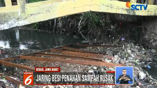 Kuat dugaan sampah-sampah tersebut berasal dari wilayah Bekasi yang belum tuntas dibersihkan dan juga masih banyaknya warga yang membuang sampah ke kali.