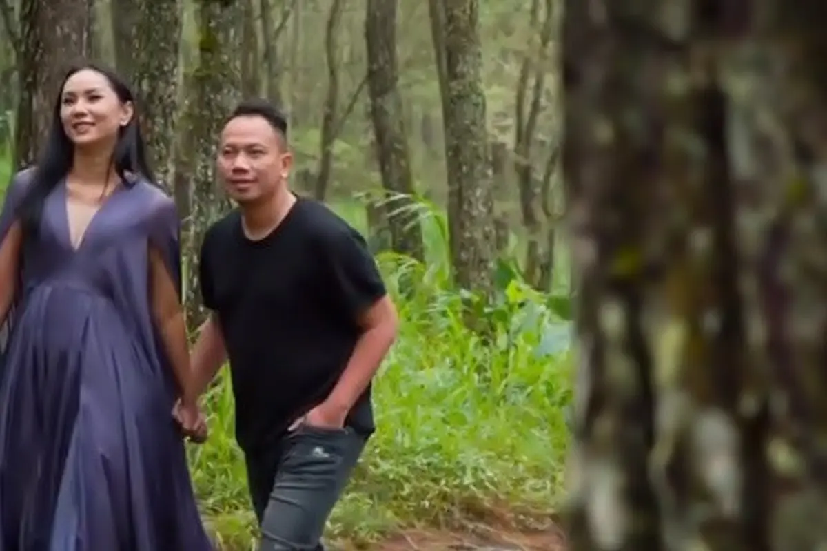 6 Pemotretan Prewedding Vicky Prasetyo dengan Kalina Ocktaranny yang Segera Menikah