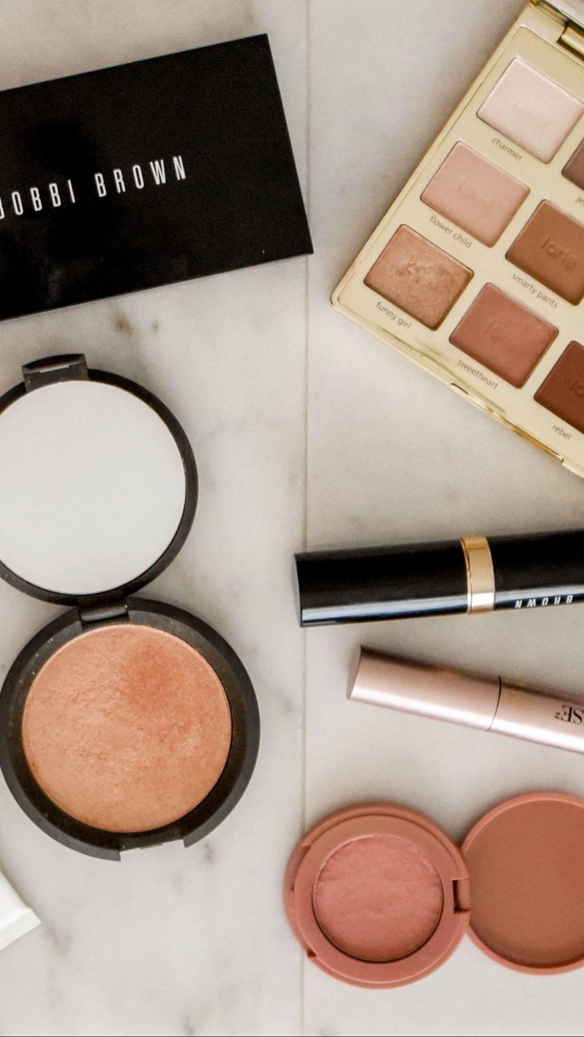 2. Hindari Produk Kosmetik dengan Kandungan Bahan Kimia Berbahaya<br>