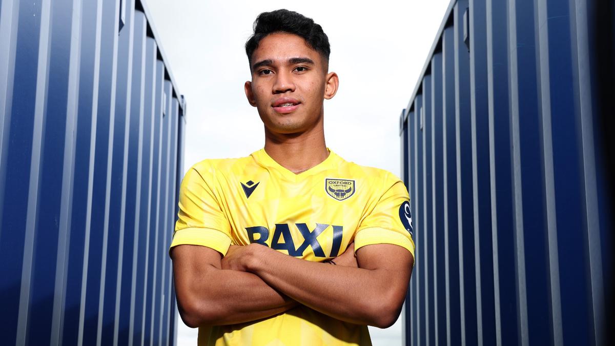 Marselino Ferdinan Cetak Gol Keren untuk Oxford United U-21, tapi Dapat Kartu Kuning