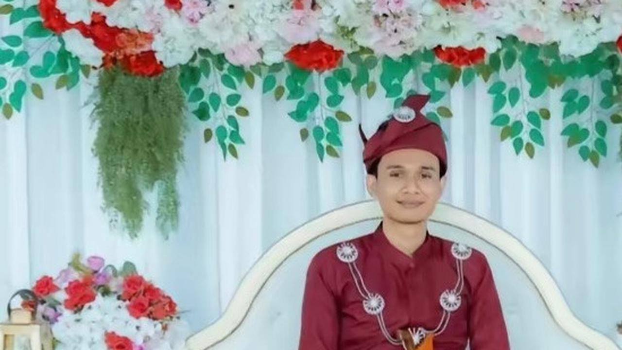 Viral Momen Haru Pengantin Pria Seorang Diri di Pelaminan, Curi Perhatian Warganet