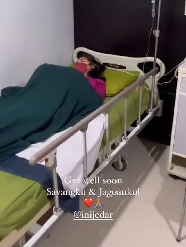 6 Potret Kondisi Jessica Iskandar dan El Barack yang Terbaring Lemah di Rumah Sakit