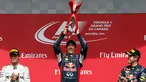 Pembalap Formula Satu, Daniel Ricciardo (tengah) tampil tercepat di GP Kanada yang digelar di Sirkuit Gilles Villeneuve, Montreal (8/6/2014). (REUTERS/Chris Wattie)