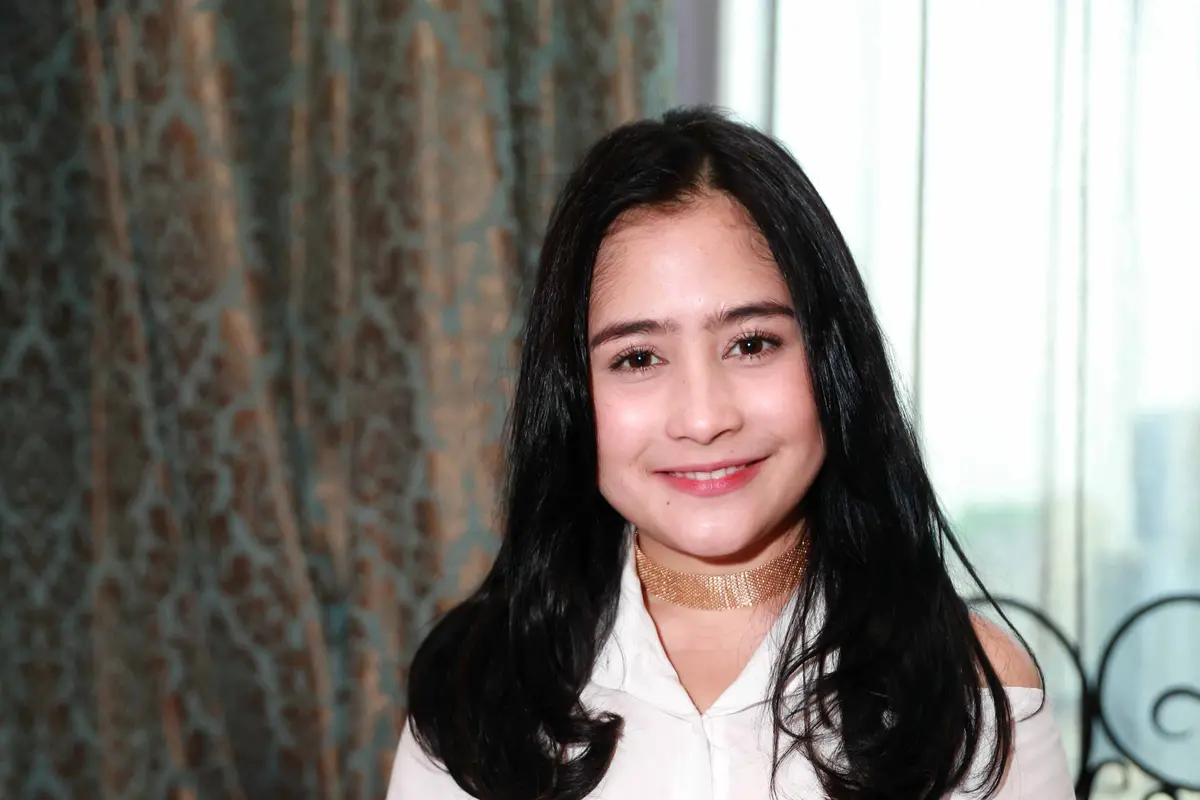 [Bintang] Prilly Latuconsina Gembira Film Danur Bakal Tayang di Brunei