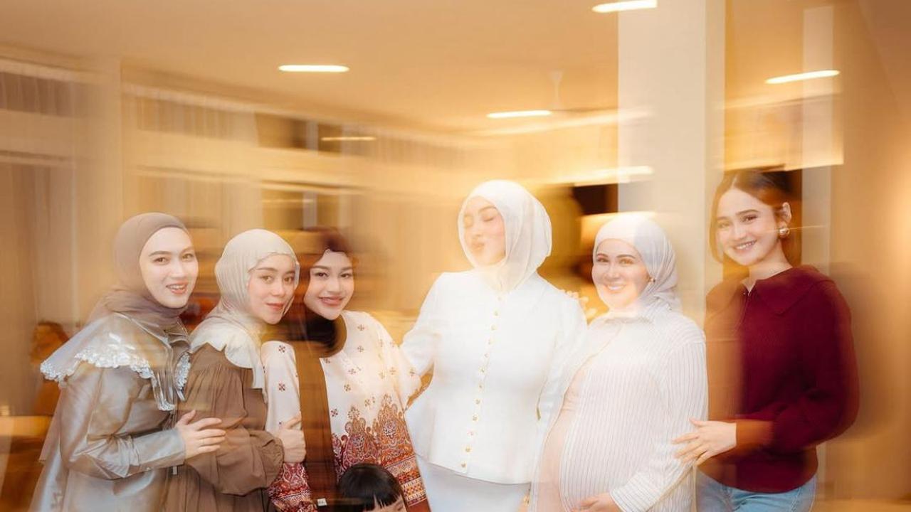 7 Potret Kebersamaan Geng Artis Mamayu Saat Bukber, Tunjukkan Keakraban dan Keseruan