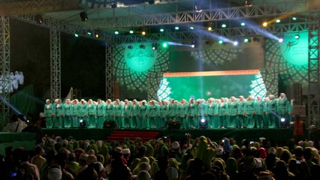 Kemeriahan malam pembukaan Muktamar NU ke-33 di Jombang