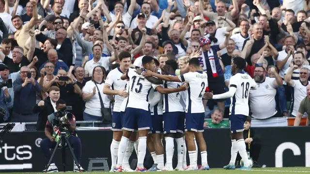 Foto: Jack Grealish Memukau, Inggris Lumat Irlandia di UEFA Nations League