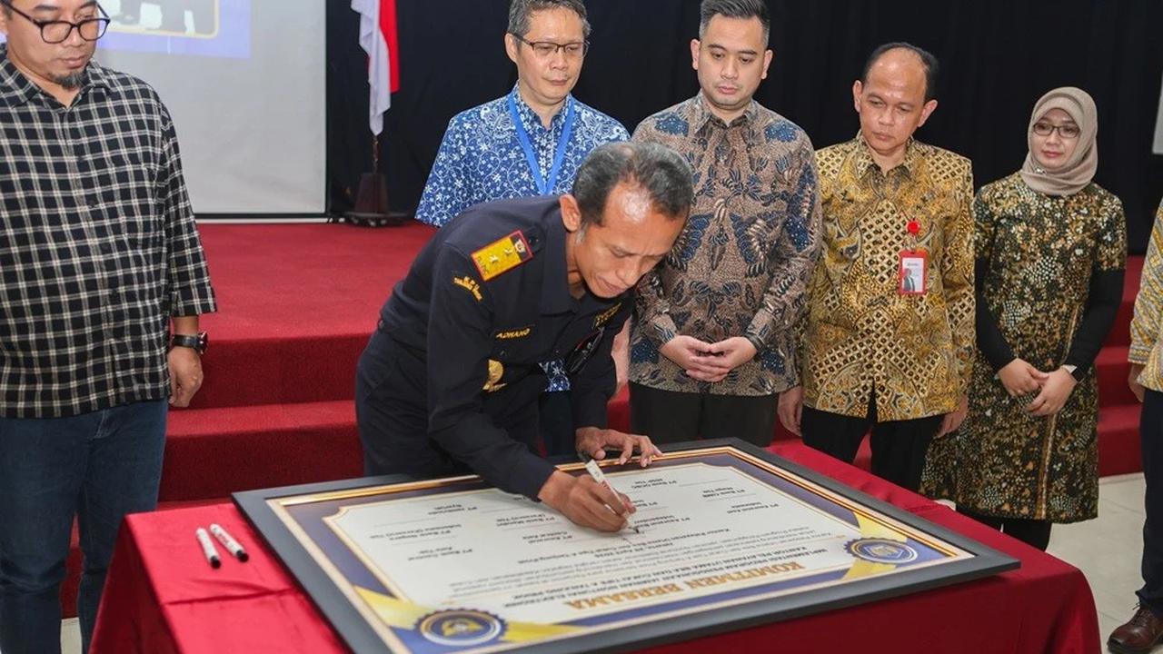 KPU Bea dan Cukai Tipe A Tanjung Priok secara resmi meluncurkan Program Inisiatif Penggunaan Jaminan Nontunai Elektronik
