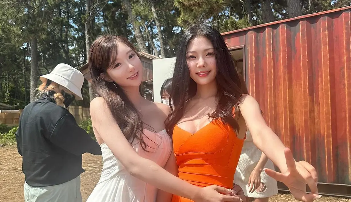 Well, di antara penampilan para peserta tersebut, mana yang jadi favoritmu Sahabat Fimela?