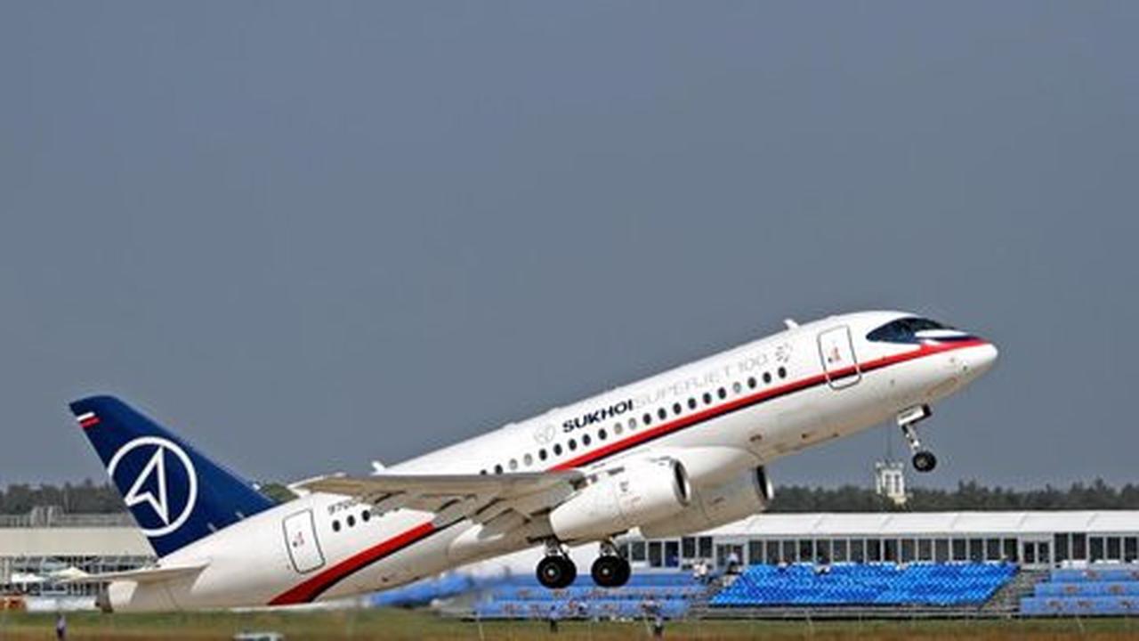 Sukhoi Jet100 diizinkan mengudara