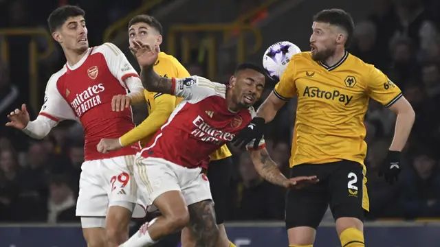 Foto: Pecundangi Wolverhampton, Arsenal Kembali Lengserkan Man City dari Puncak Klasemen Liga Inggris