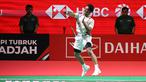 Tunggal putra Indonesia, Alwi Farhan, saat melawan wakil Taiwan, Chi Yu Jen pada laga semifinal Indonesia Masters 2026 di Istora Senayan, Jakarta, Sabtu (24/1/2026). (Bola.com/M Iqbal Ichsan)