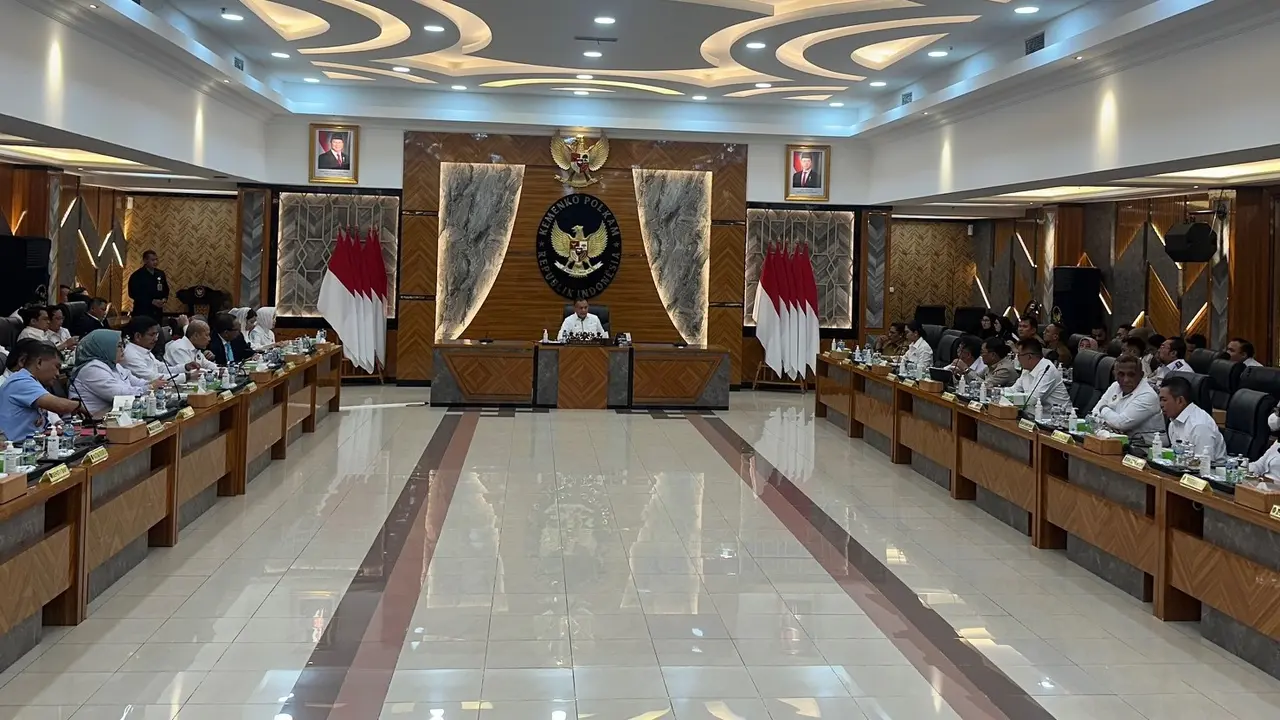 Kementerian Koordinator Bidang Politik dan Keamanan (Kemenko Polkam) menggelar rapat tingkat kementerian dalam rangka kesiapan menyambut Ramadan dan Idul Fitri 2025.