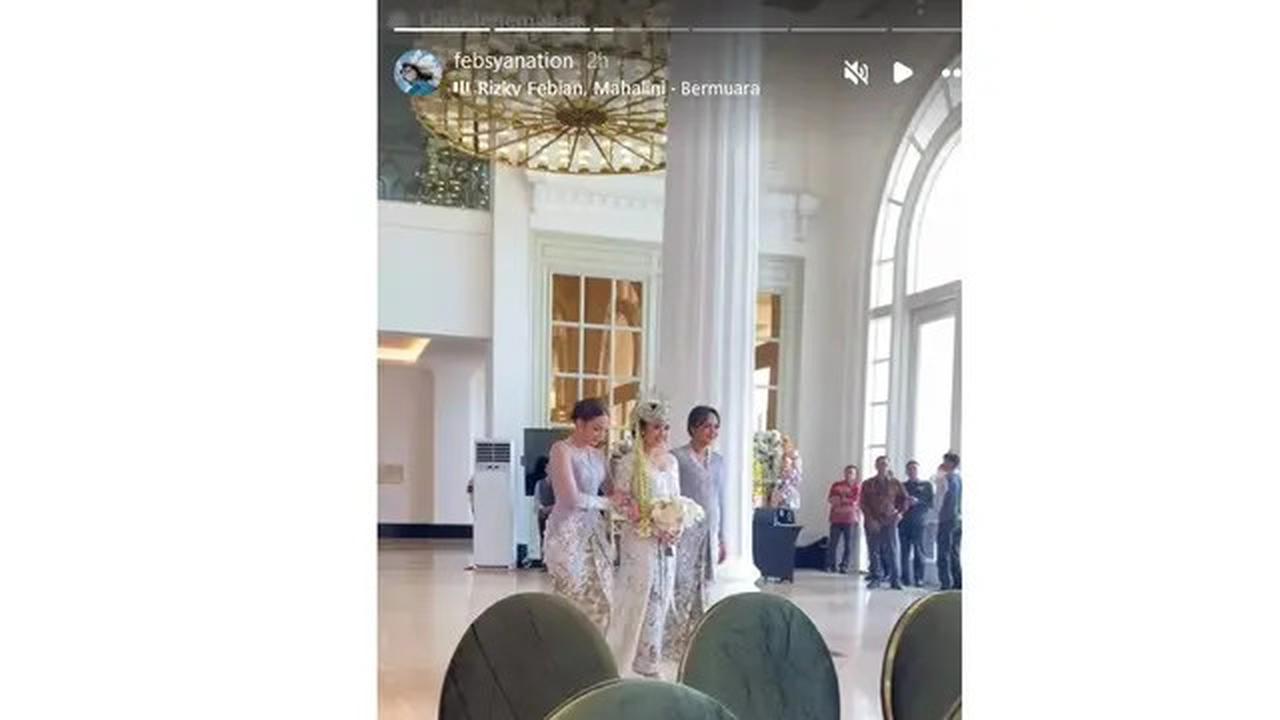 Resmi Menikah, Ini 5 Potret Febby Rastanty Kenakan Singer Sunda Saat Akad