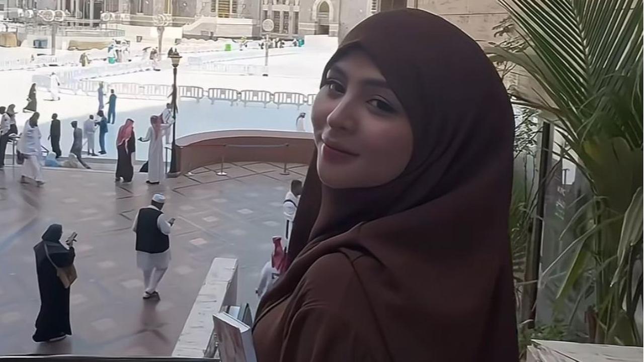 Jadi Tren di 2025, ini Model Hijab yang Sedang Populer