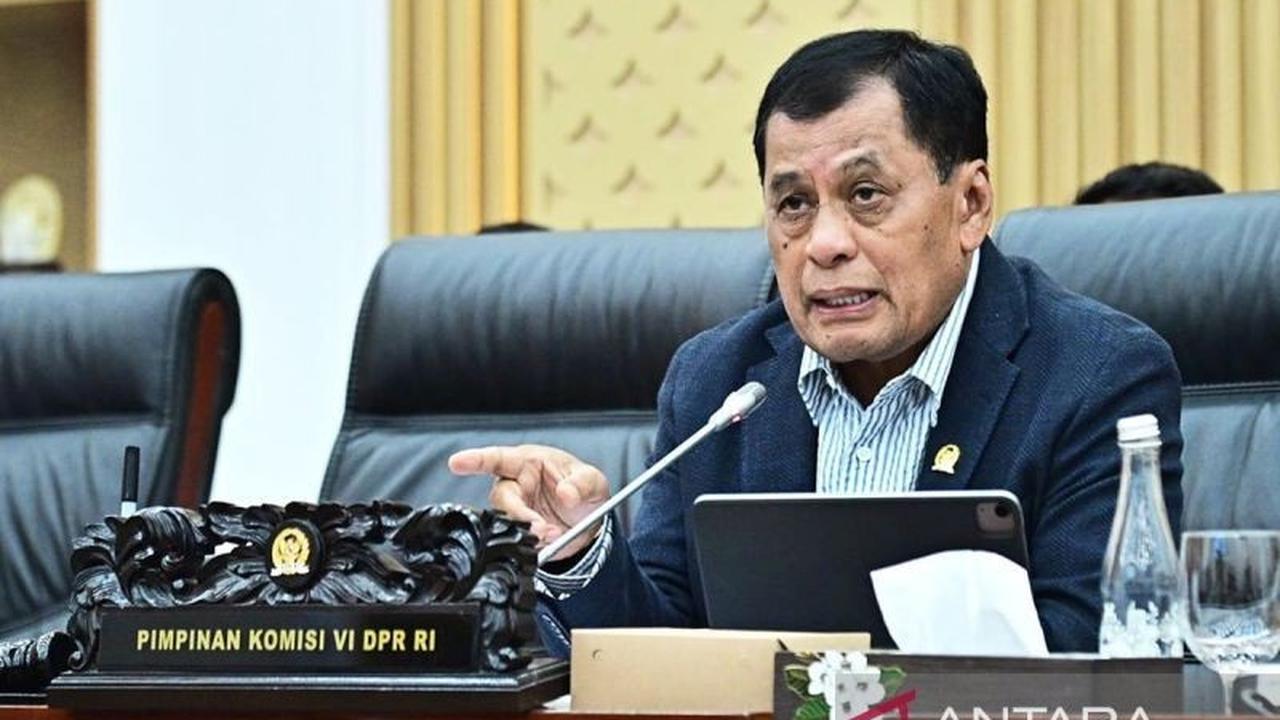 DPR Soroti Rencana Impor Kendaraan Niaga Kopdes Senilai Rp24,66 Triliun