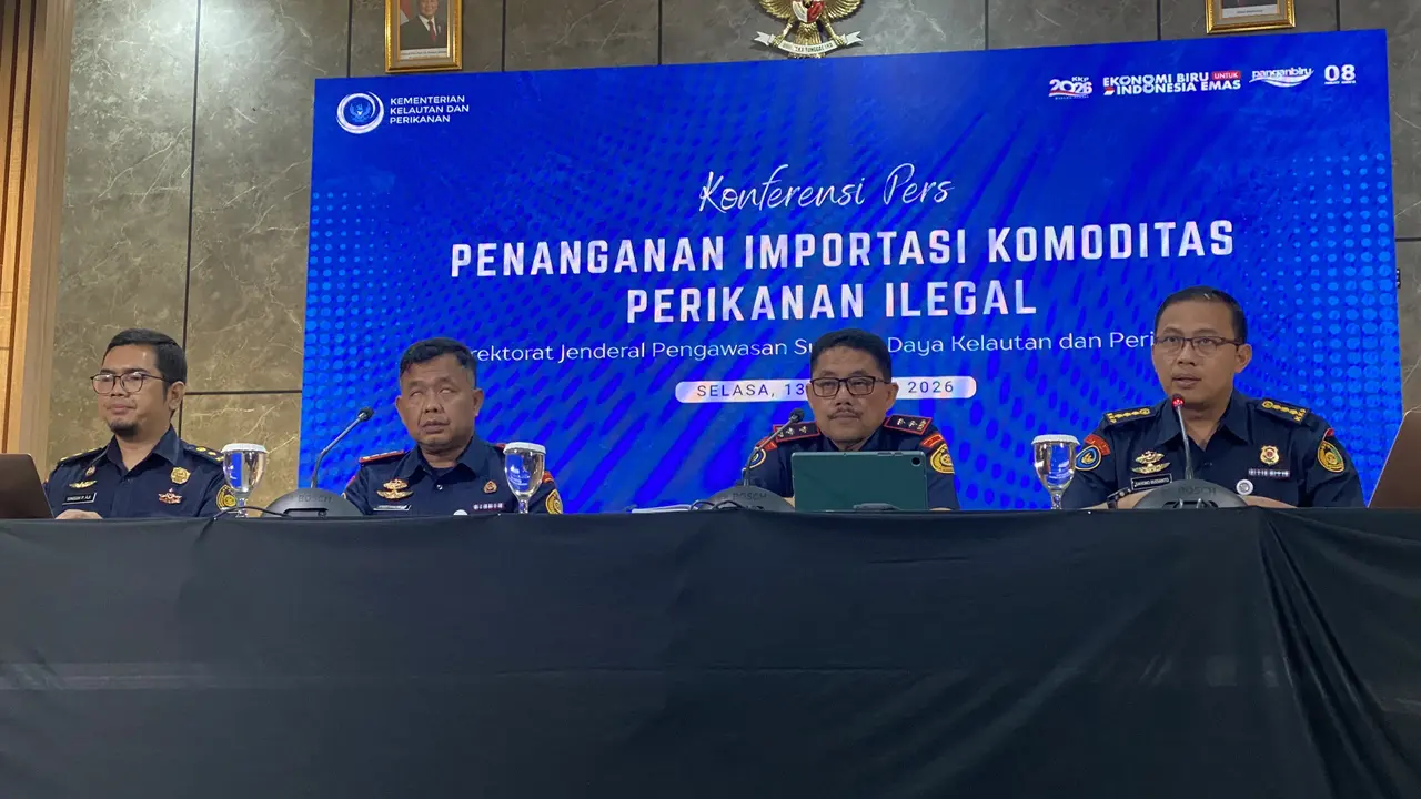Konferensi pers penanganan importasi komoditas perikanan ilegal, Selasa (13/1/2026). (Foto: Liputan6.com/Immanuel C)