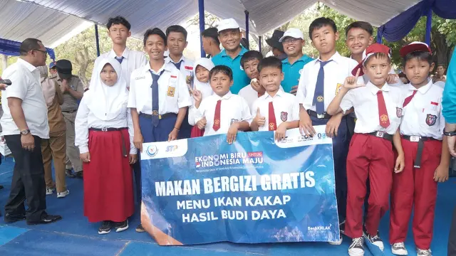 KKP Sebar 3.500 Paket Makan Bergizi Gratis, Ada Menu Ikan Hasil Budi Daya