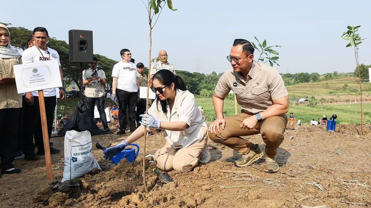 Menteri AHY dan Istri Kece Badai saat Tanam Pohon, Penampilan Keren Ramai Jadi 'Omon-Omon